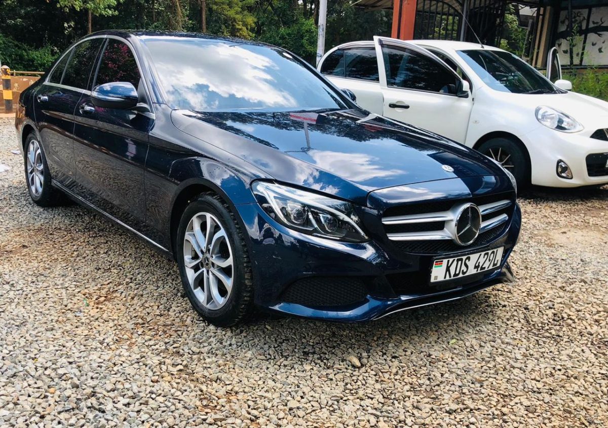 Mercedez C200